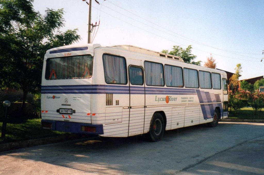 Mercedes O303, aufgenommen im Juni 1996 in der Umgebung von Side.