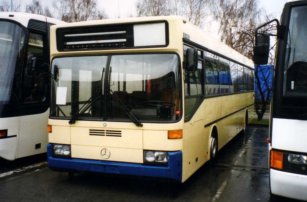 Mercedes O405, aufgenommen im Januar 2000 im GWZ der Evobus NL in Dortmund.