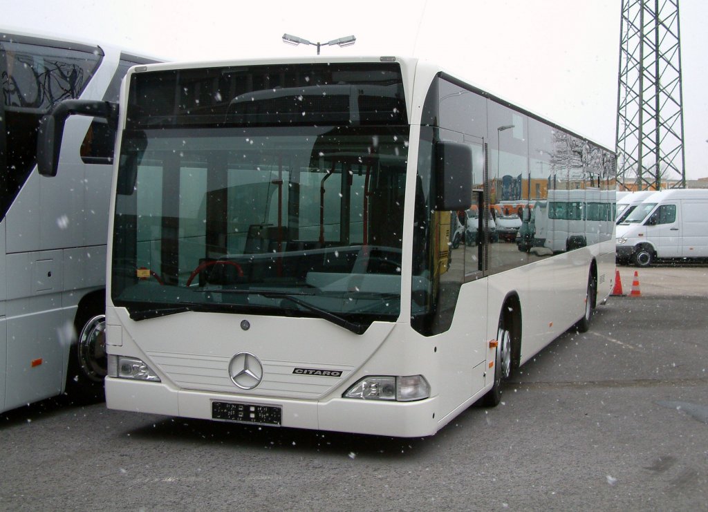 Mercedes O530 Citaro Neuwagen, aufgenommen am 24.01.2004 auf dem Gelnde der Evobus NL Dortmund.


