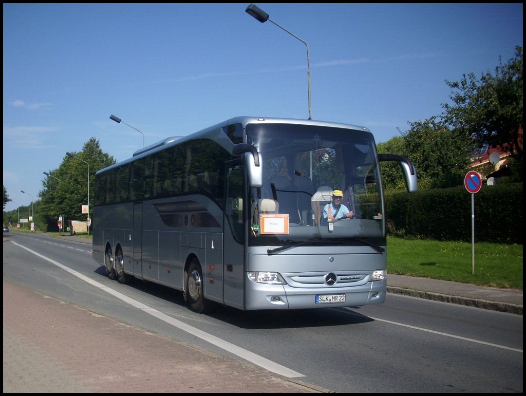 Mercedes Tourismo aus Deutschland im Stadthafen Sassnitz am 19.08.2012