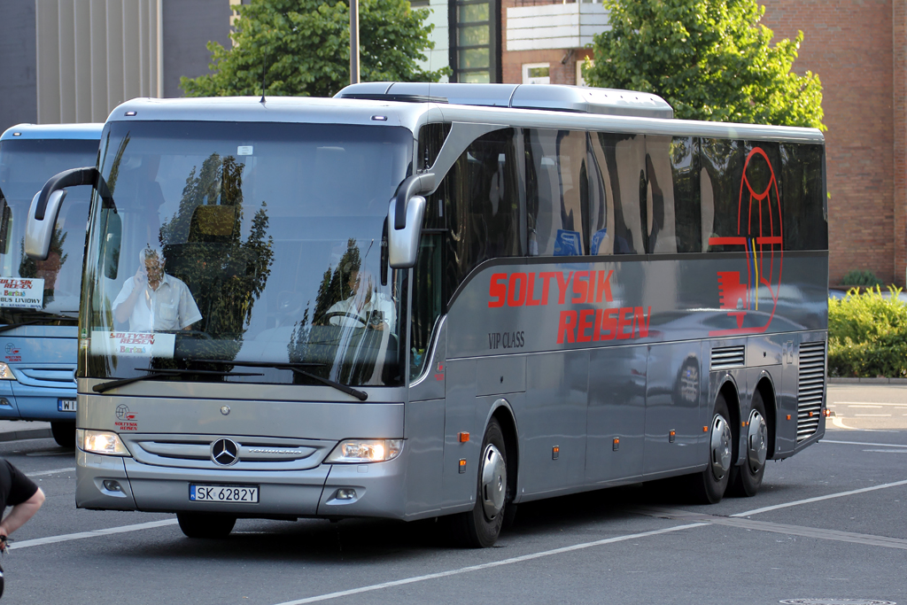 Mercedes Tourismo von Soltysik Reisen aus Polen in Recklinghausen 20.7.2013