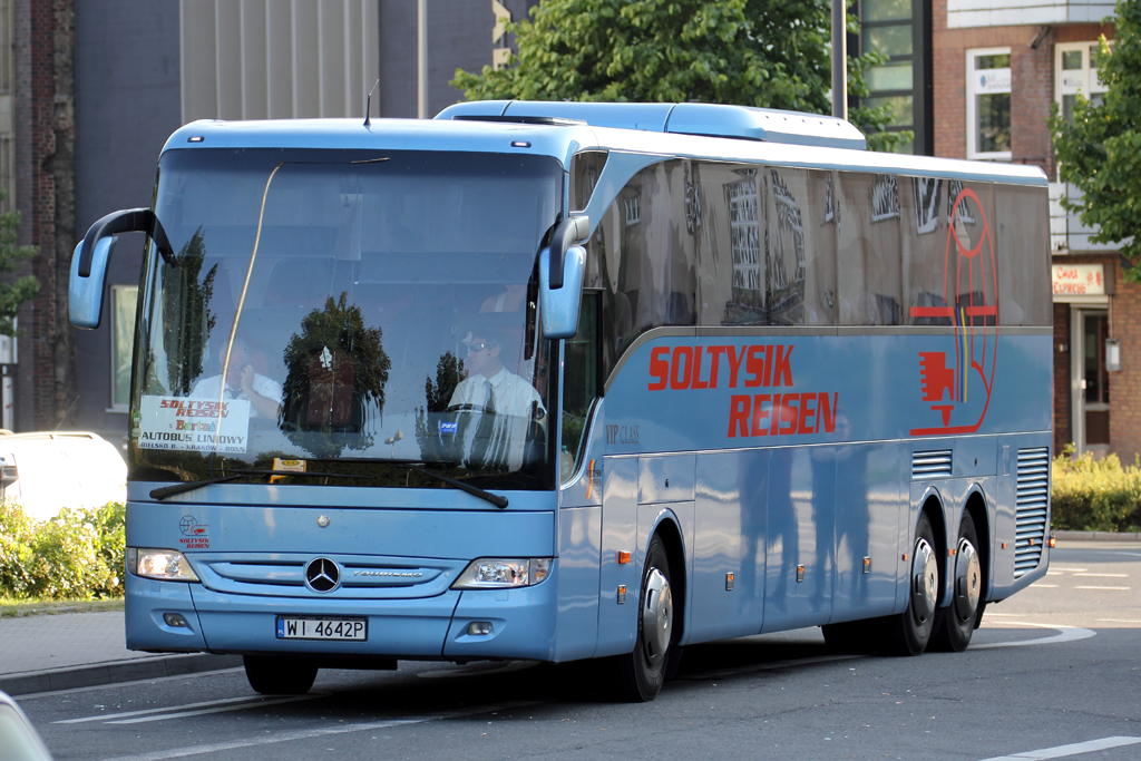 Mercedes Tourismo von Soltysik Reisen aus Polen in Recklinghausen 20.7.2013