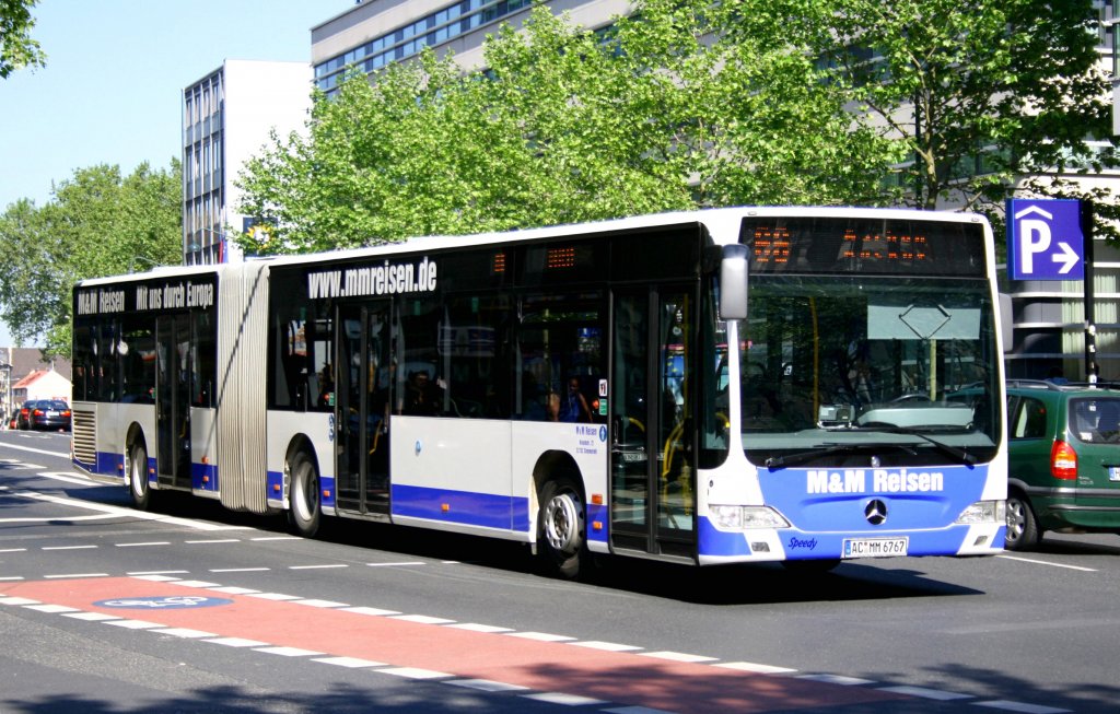 M&M Reisen (AC MM 6767).
Aachen Bushof, 4.6.2010.