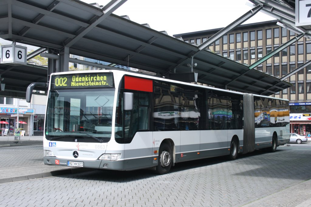 Mbus 0863 (MG YH 1011) am HBF Mnchengladbach.
13.5.2010