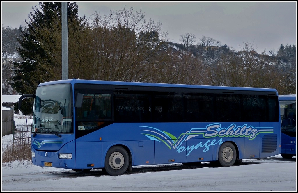 (MU 8440)  Dieser Irisbus Crossway stand am 18.01.2013 am Bahnhof in Wilwerwiltz und wartet auf Fahrgäste.