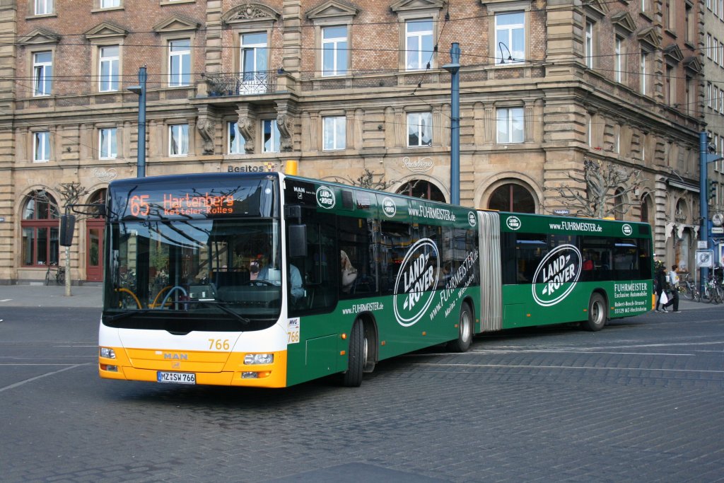 MVG 766 (MZ SW 766) macht Werbung fr Automobile Fuhrmeister.
Aufgenommen am HBF Mainz.
10.4.2010