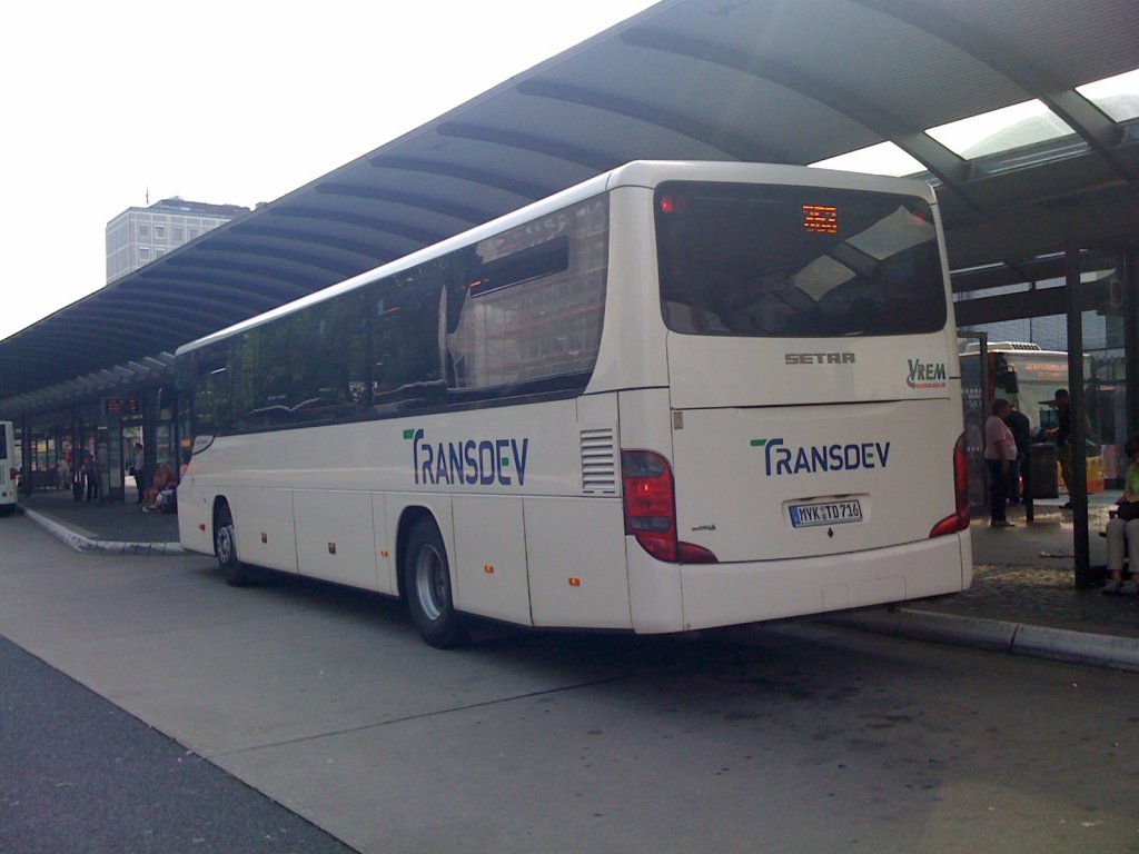 MYK-TD 716, Heckansicht eines Setra S 412 UL der VREM. Das Fahrzeug fhrt im Dienste der Transdev und wurde am 23.August 2011 in Koblenz/Hauptbahnhof aufgenommen.