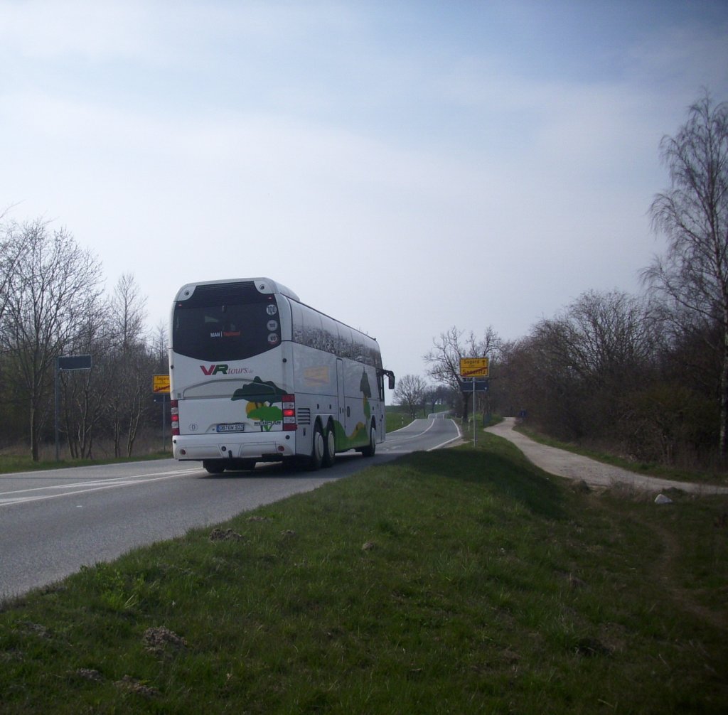 Neoplan Cityliner von VR-Tours in Sassnitz am 18.04.2012