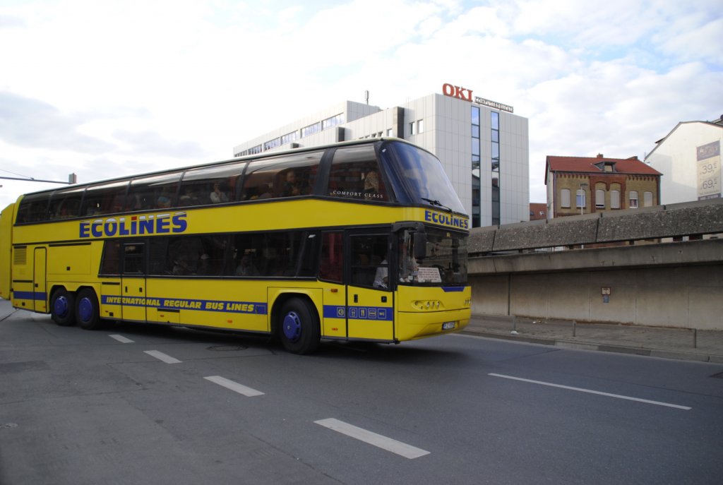 Neoplan Reisebus in Hannover, im Hannover am 24.06.2010.