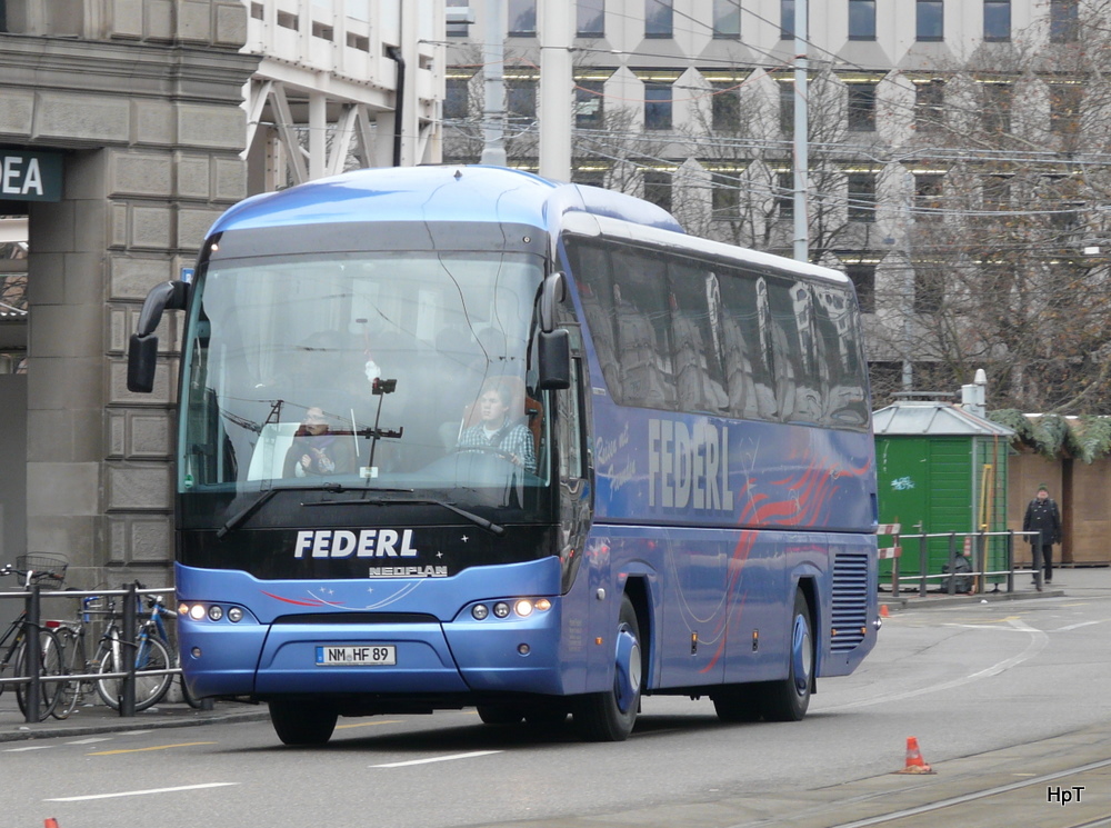Neoplan Reisecar unterwegs in der Stadt Zrich am 01.01.2011