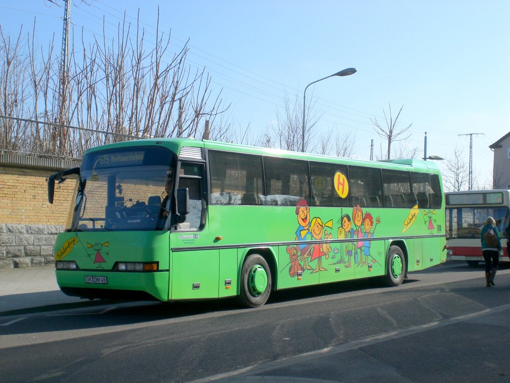 Neoplan Transliner auf der Linie 615 nach Rottmersleben am ZOB/Hauptbahnhof.