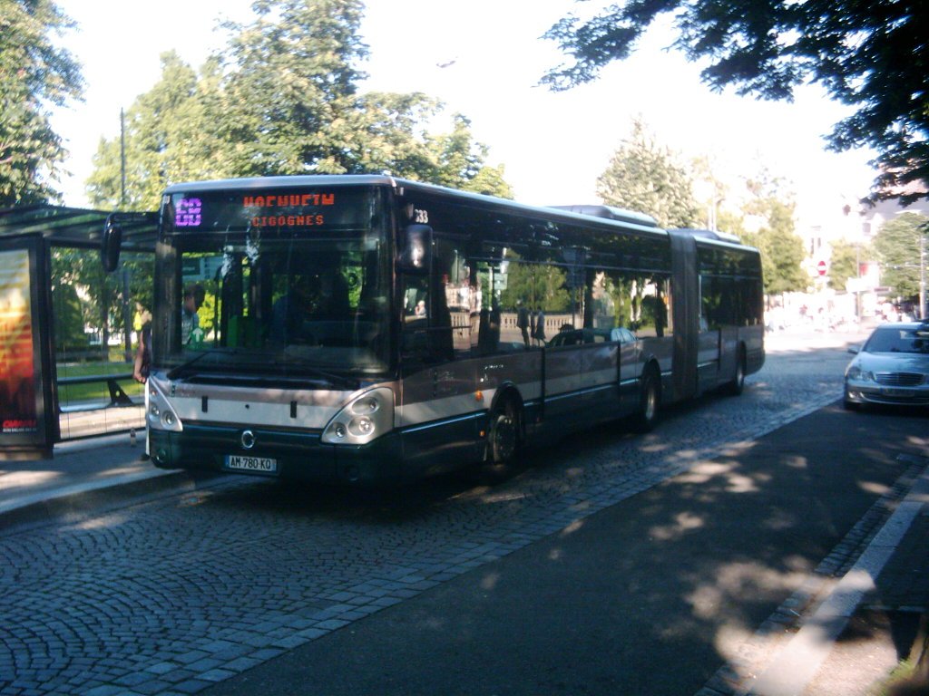 Neuer Irisbus Citlis 18 mit der Wagennummer 333 in Strasbourg.