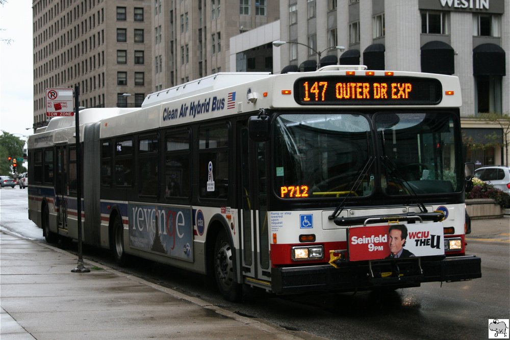 New Flyer DE60LF der Chicago Transit Authority | CTA Buses & Trains, photografiert am 14. September 2011 in Chicago.