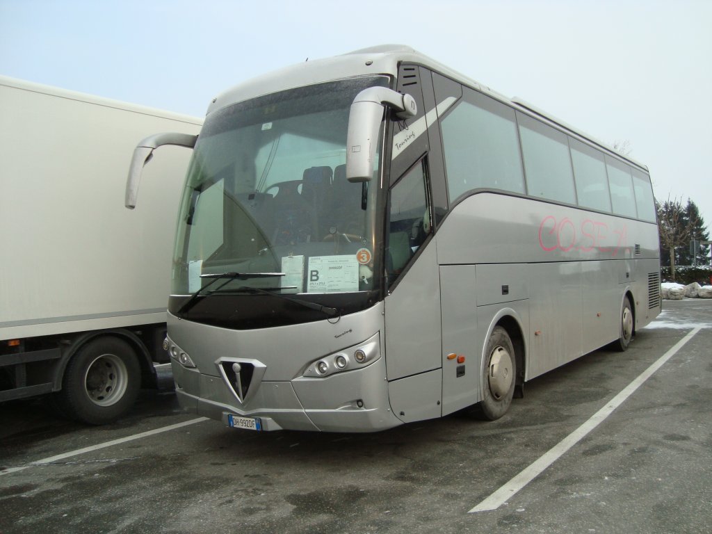 Noge Touring Cosexi (Italie) photographi le 02.02.2012 sur l'aire du restauroute de Payerne 