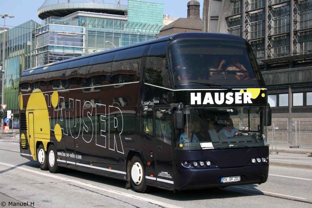 Omnibus Hauser (RW BF 283).
Hamburg HBF, 3.7.2010.