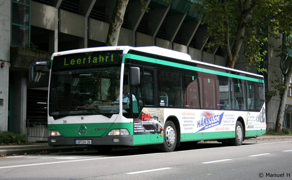 OVG 36 (GP OV 36).
Der Bus wirbt fr Hnssler.
Aufgenommen am ZOB Gppingen, 17.8.2010.