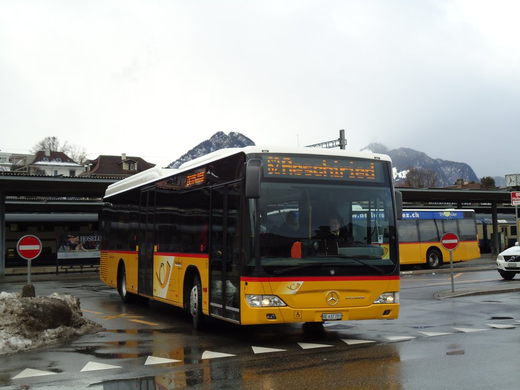 PostAuto Bern - BE 637'781 - Mercedes Citaro am 16. Dezember 2012 beim Bahnhof Spiez