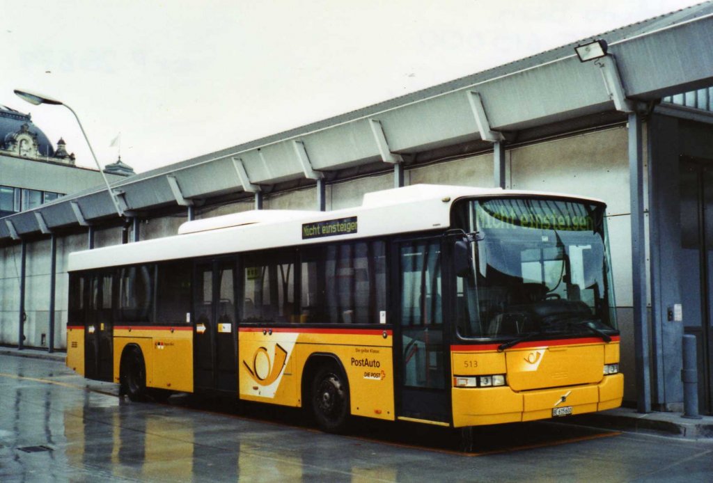 PostAuto Bern Nr. 513/BE 615'600 Volvo/Hess (ex P 25'679) am 16. November 2009 Bern, Postautostation