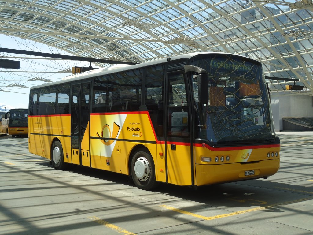 PostAuto Graubnden - GR 159'208 - Neoplan (ex P 25'083) am 17. Mai 2012 in Chur, Postautostation