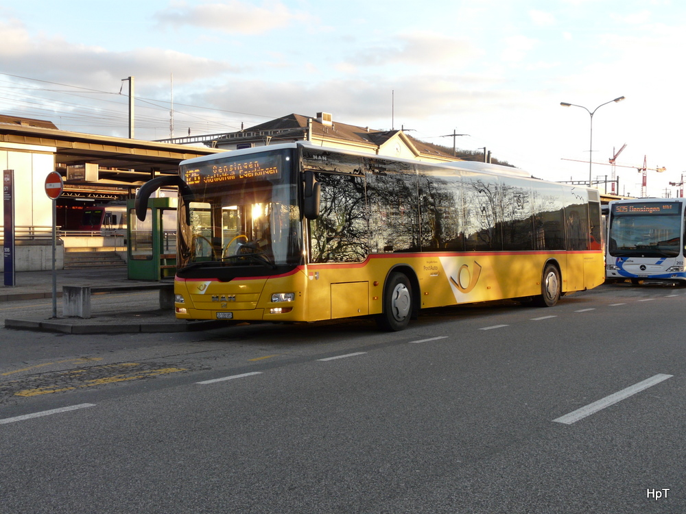Postauto - MAN Lion`s City  SO 108085 bei den Bushaltestellen vor dem Bahnhof Olten am 15.01.2011