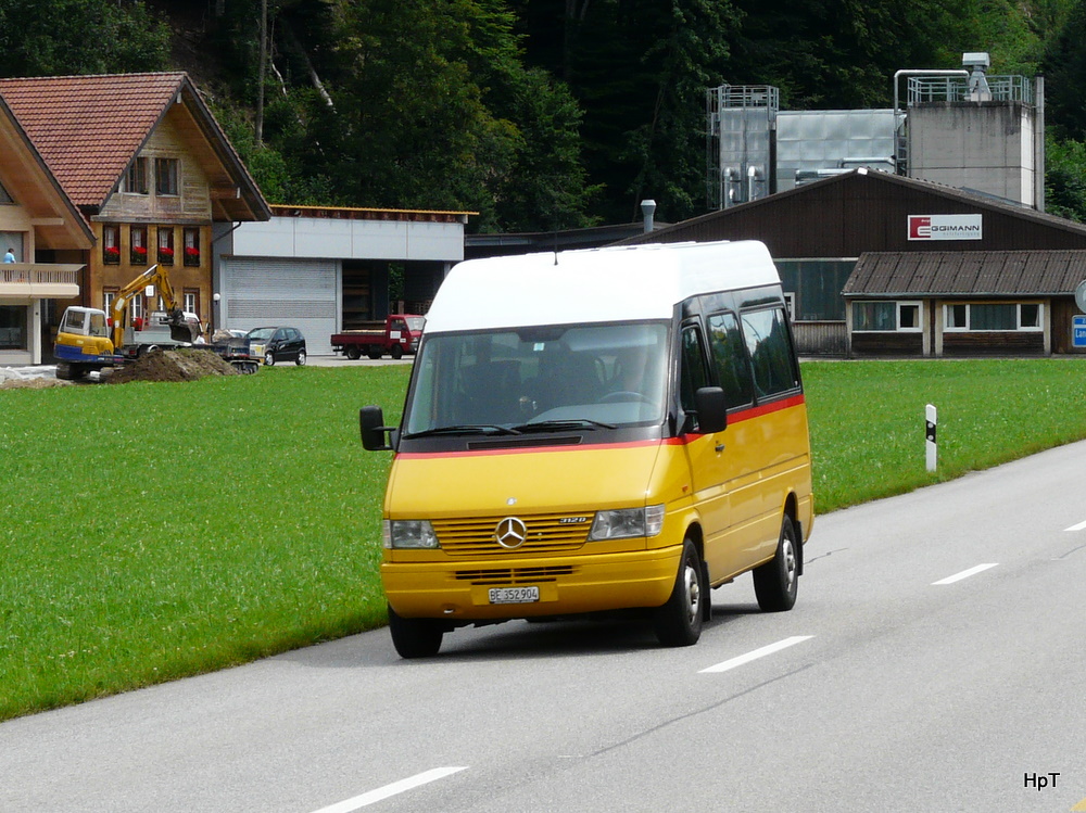 Postauto - Mercedes 312 D  BE 352904 unterwegs bei Ramsei am 15.07.2011