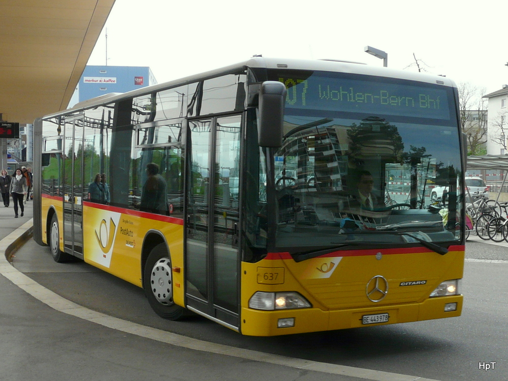 Postauto - Mercedes Citaro 637  BE 443978 bei den Bushaltestellen beim Bahnhof Zollikofen am 14.04.2011