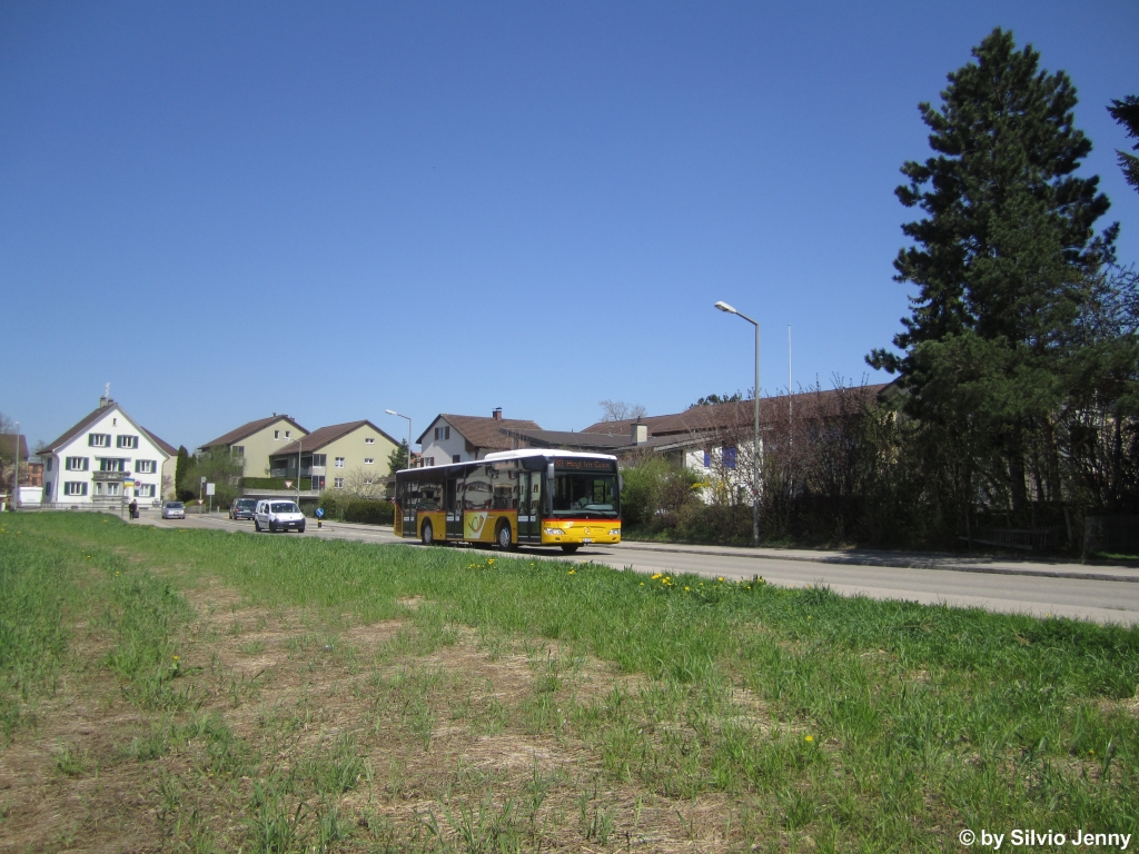 Postauto/PU Steiger Nr. 267 (Mercedes CitaroII O530) am 25.4.2013 in Winterthur, Schlossacker. Nur die halbstunden Kurse, die bis Hegi, statt Elgg verkehren, befahren die Rümikerstrasse.