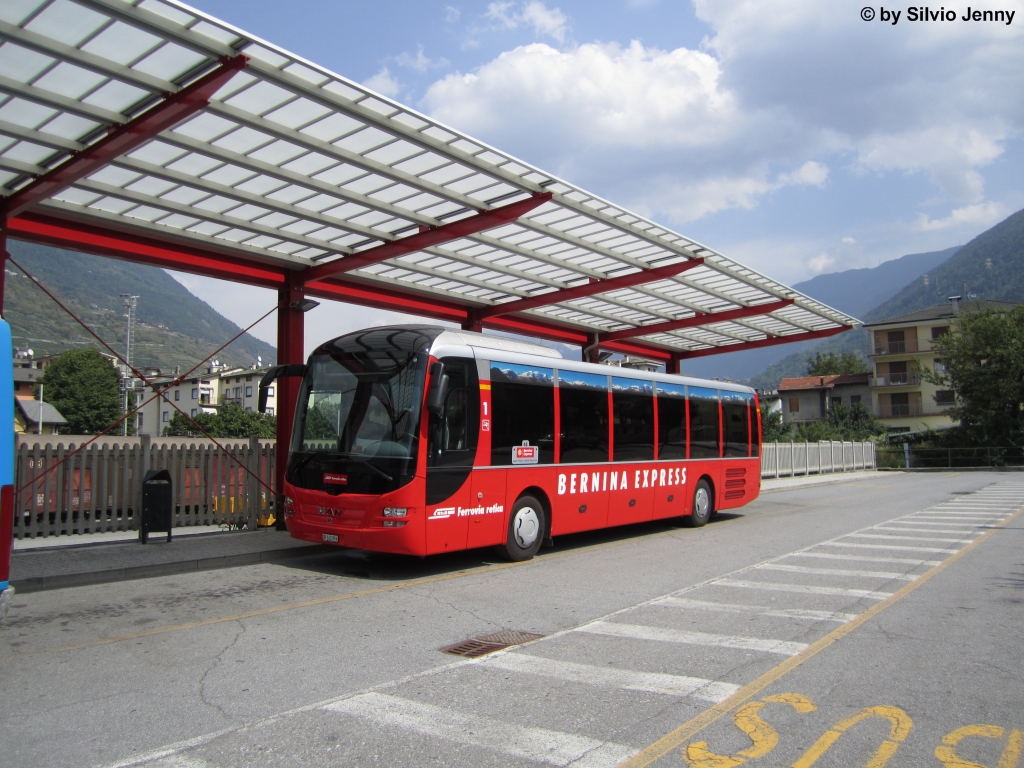 Postauto/Regie Chur Nr. 94 ''Bernina Express'' am 24.8.2012 in Tirano (I). Whrend der Sommer Saison vermarktet die RhB eine Bus-Verbindung von Tirano nach Lugano, im Anschluss an den Bernina Express von Chur. Gefahren wird der Bus im Sommer durch einen Chauffeur von PU Malcantone, wo der Wagen auch bernachtet.