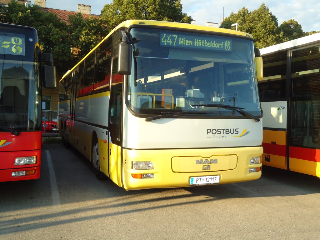 Postbus PT 12'117 MAN am 9. August 2010 Wien-Htteldorf, Garage