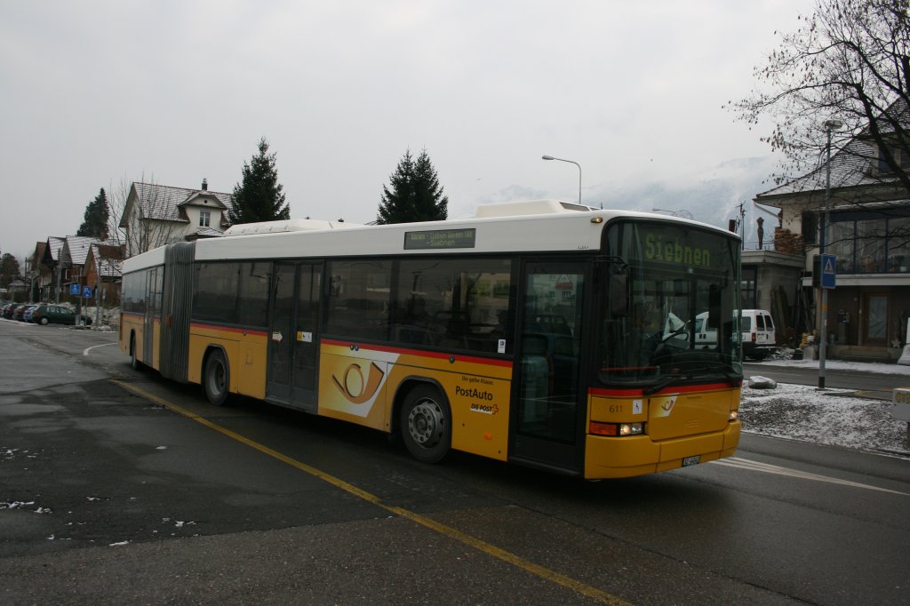 PU Kistler, Reichenburg, SZ 44'040 (Volvo/Hess B10LA, 1997, ex Regie Bern Nr. 611) am 17.12.2009 in Siebnen-Wangen.