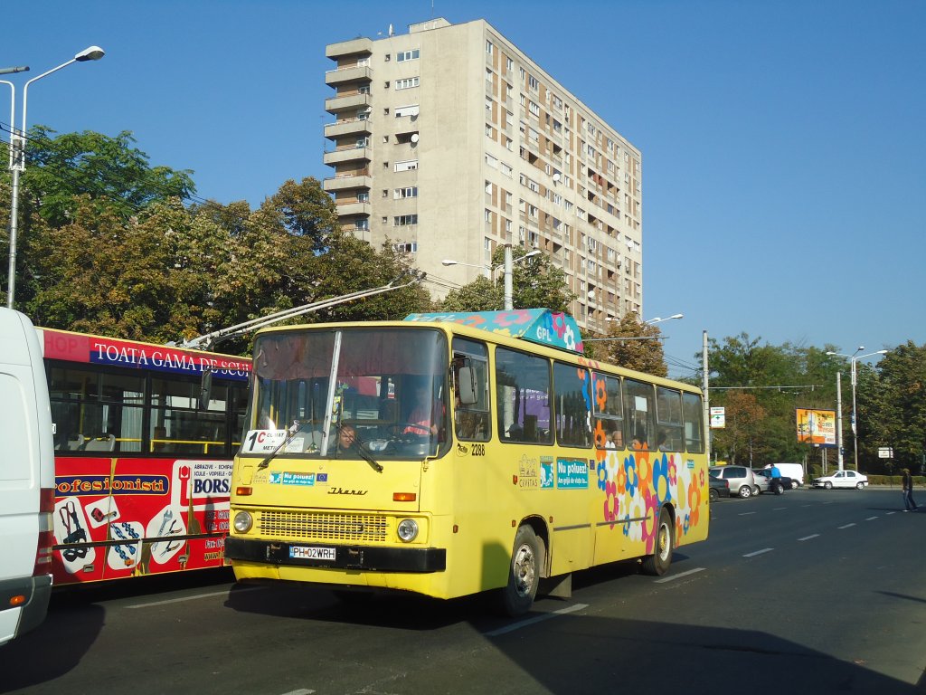 RATP Ploiesti - Nr. 2288/PH 02 WRH - Ikarus am 5. Oktober 2011 in Ploiesti, Bahnhof Sd