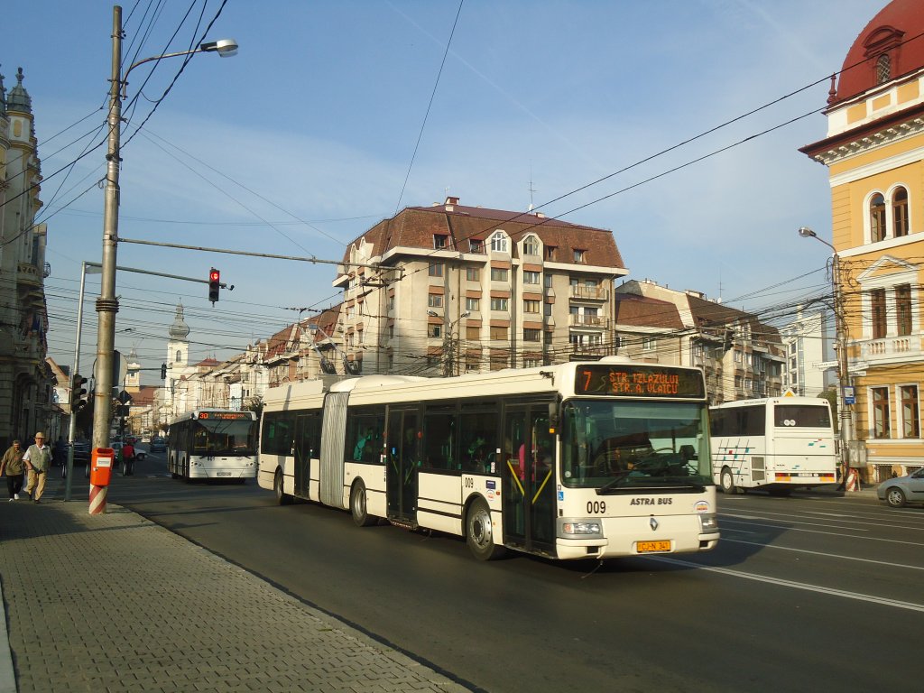 Ratuc, Cluj-Napoca - Nr. 9/CJ-N 341 - Renault Gelenktrolleybus am 6. Oktober 2011 in Cluj-Napoca