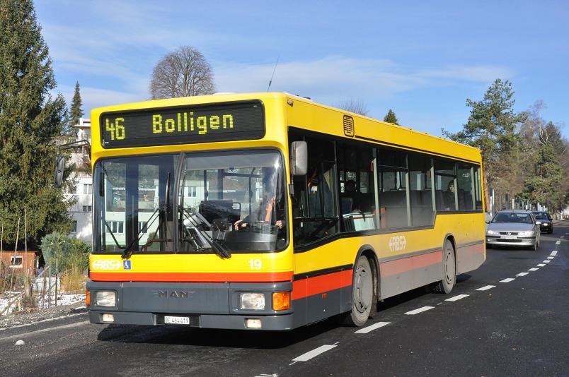 RBS, Worblaufen Nr. 19/BE 464'419 MAN (ex AAGL) am 3. Dezember 2009 in Bolligen.