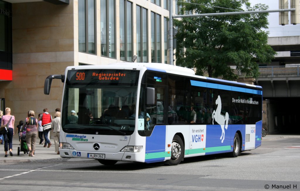 Regio Bus (H RH 362) aufgenommen am HBF Hannover, 16.8.2010.
Der Bus wirbt fr VGH.