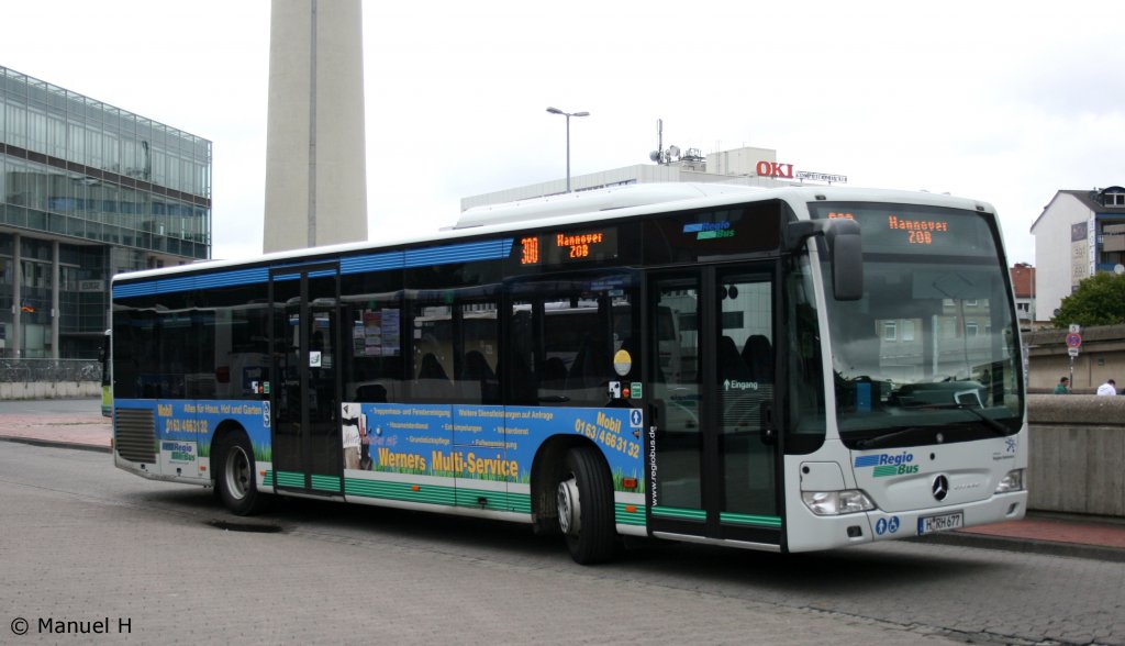 Regio Bus (H RH 677) aufgenommen am ZOB Hannover.
Der Bus wirbt fr Werners Multi Service.
16.8.2010.