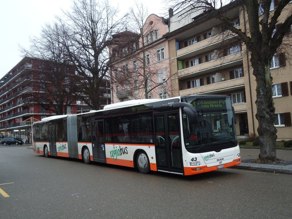 Regiobus, Gossau - Nr. 43/SG 173'250 - MAN am 12. Januar 2011 beim Bahnhof Gossau