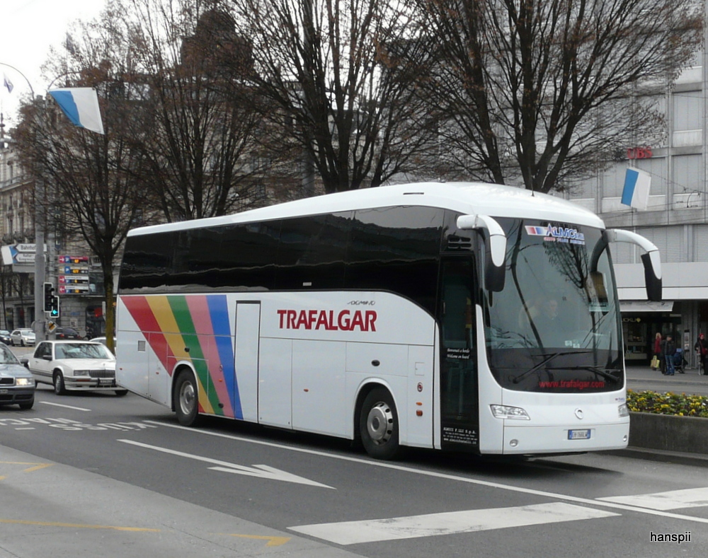 Reisecar Iveco Domino unterwegs in Luzern am 16.03.2013
