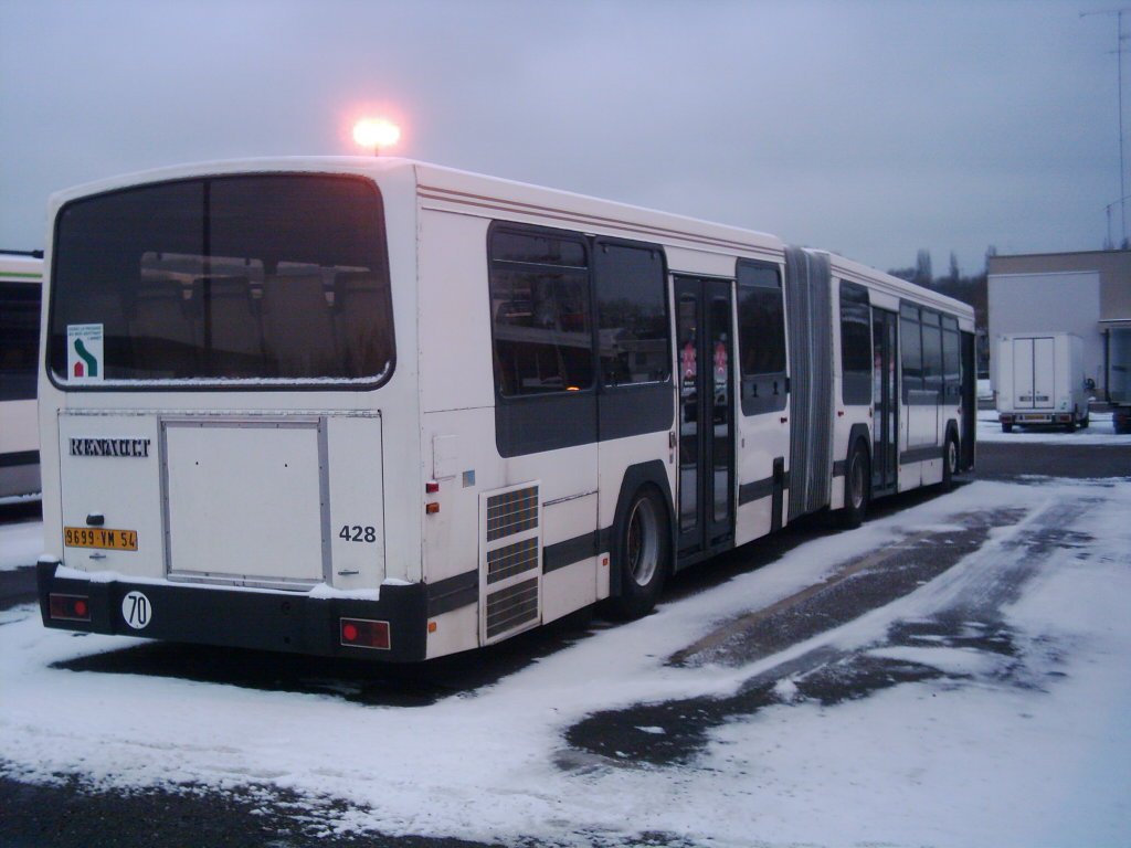 Renault PR 1802 (Wagen 428) Busbild.de