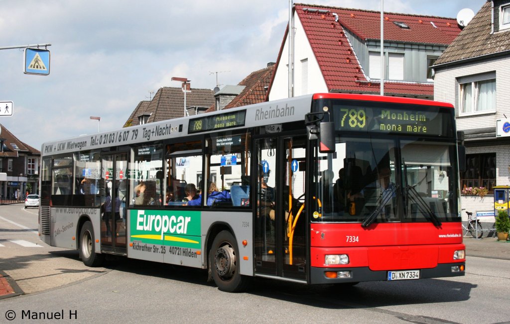 Rheinbahn 7734 (D XN 7334) mit Werbung fr Europcar.
Aufgenommen am ZOB Monheim, 11.9.2010.