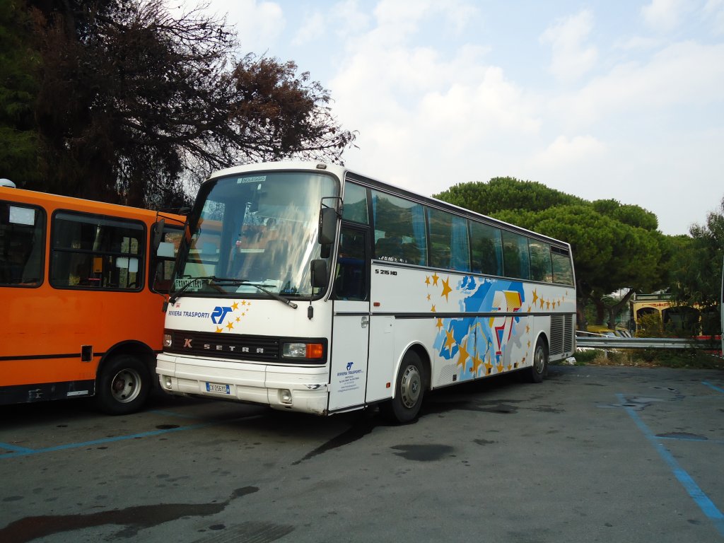 RT Imperia CX 256 YS Setra am 16. Oktober 2010 Ventimiglia, Depot