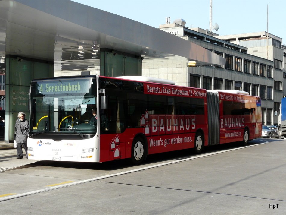 RVBW - MAN Lion`s City Bus Nr.157  AG 359193 unterwegs auf der Linie 4 bei der Bushaltestelle vor dem Bahnhof in Baden am 20.11.2009