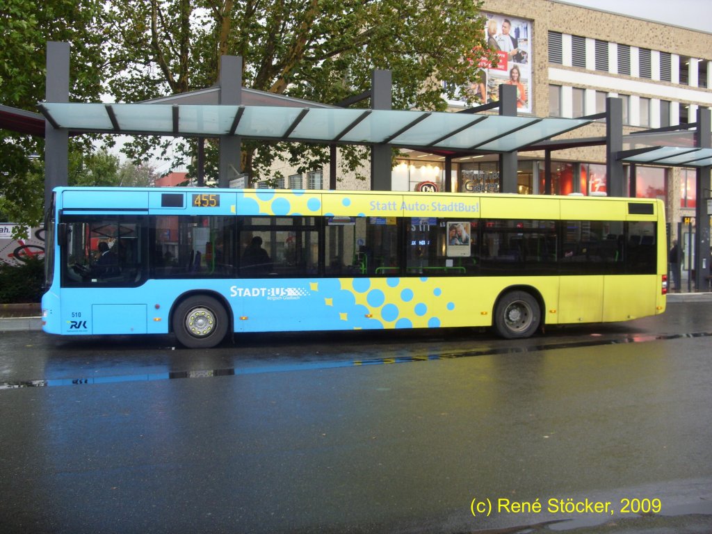 RVK Wagen 510 an Bergisch Gladbach S am 16.10.09. die Beklebung war zu dem Zeitpunkt noch relativ neu