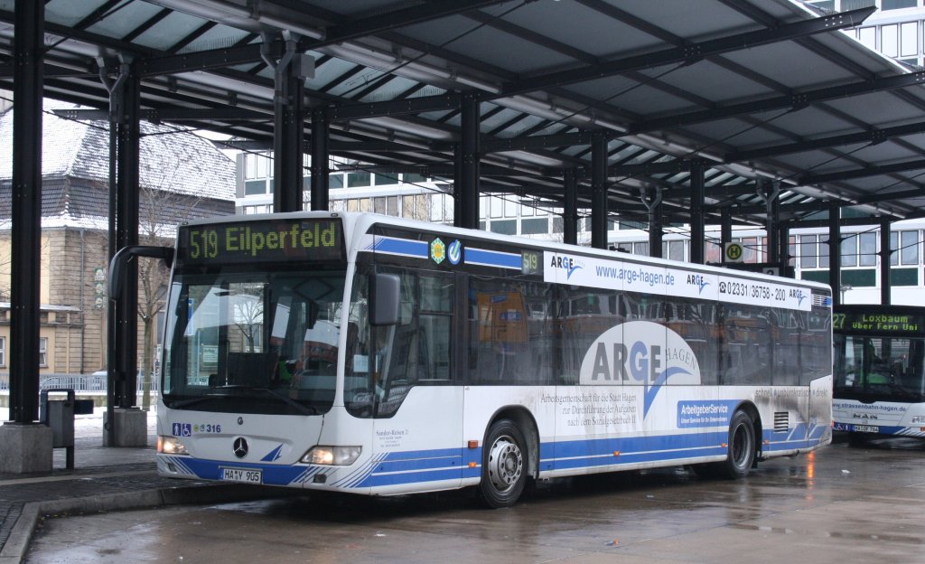 Sander Reisen 316 (HA Y 905) mit Werbung fr die ARGE Hagen.
Aufgenommen am HBF Hagen,31.1.2010.