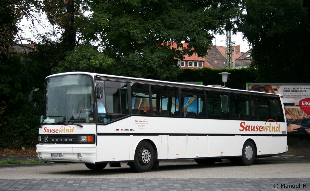 Sausewind Reisen (HI ED 220).
Hildesheim HBF, 16.8.2010.