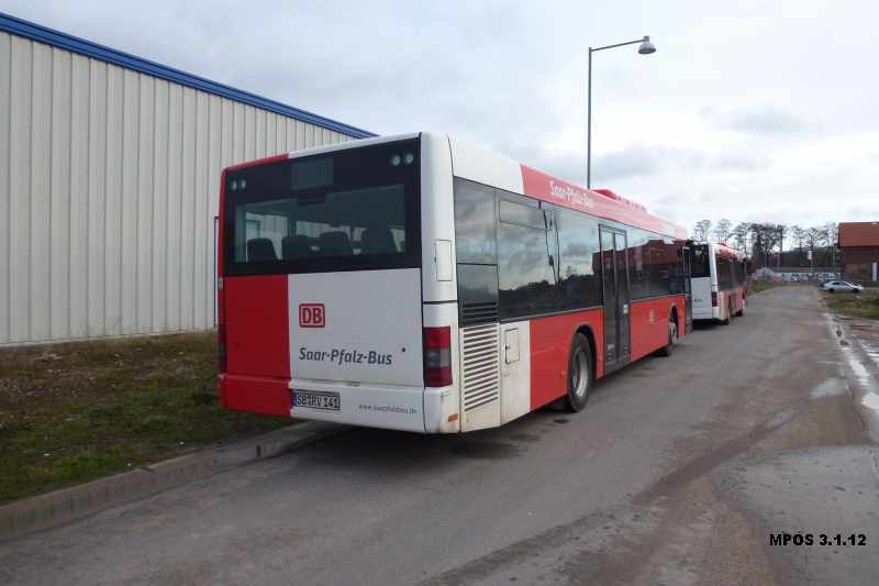 SB-RV 141 im DNA-Gelnde in St. Ingbert, wo er auf seinen zuknftigen Einsatz als Stadtbus  ingo  wartet.