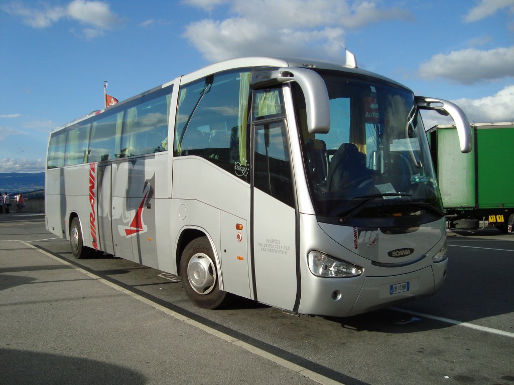 Scania Irizar de la maison italienne Mirante photographi le 10.07.2011 prs de Payerne