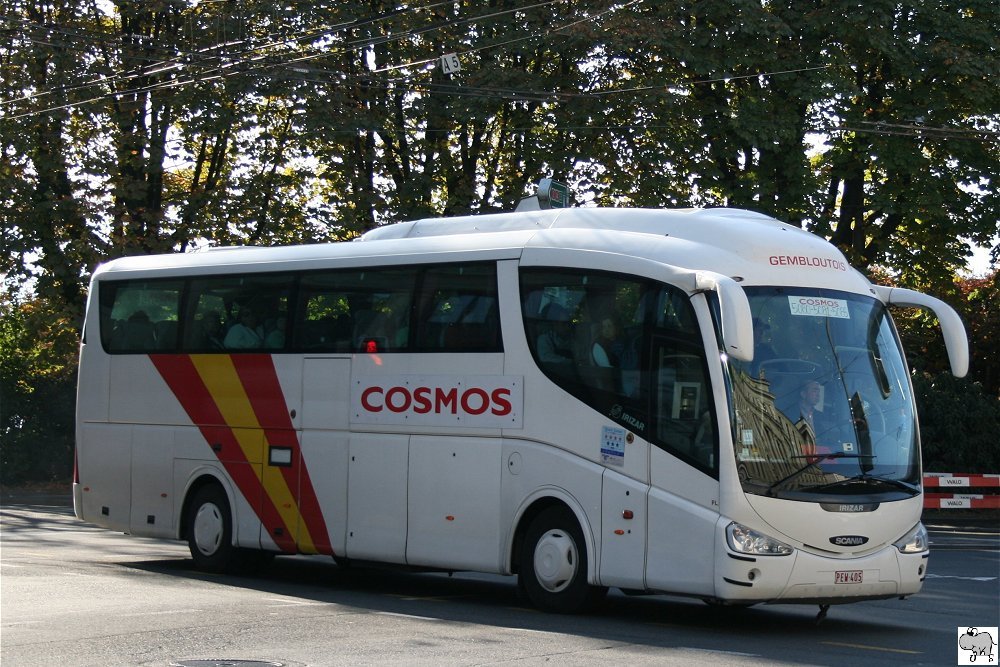 Scania Irizar unterwegs fr das Unternehmen  Cosmos  am 7. Oktober 2009 in Luzern.