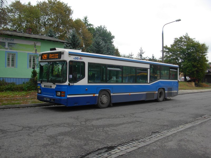 Scania Max Ci (CN113CLL) beim Bahnhof Krakw Płaszw, MPK Krakw #PS040, 14.09.2012