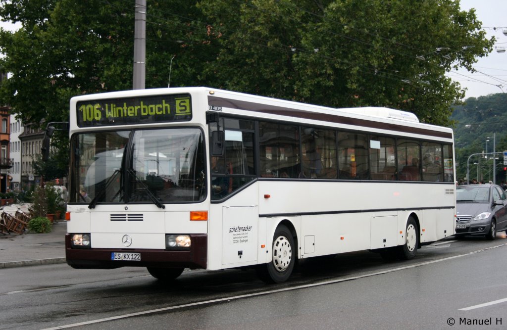 Schefenacker (ES KX 122).
Aufgenommen am Bahnhof Esslingen, 17.8.2010.