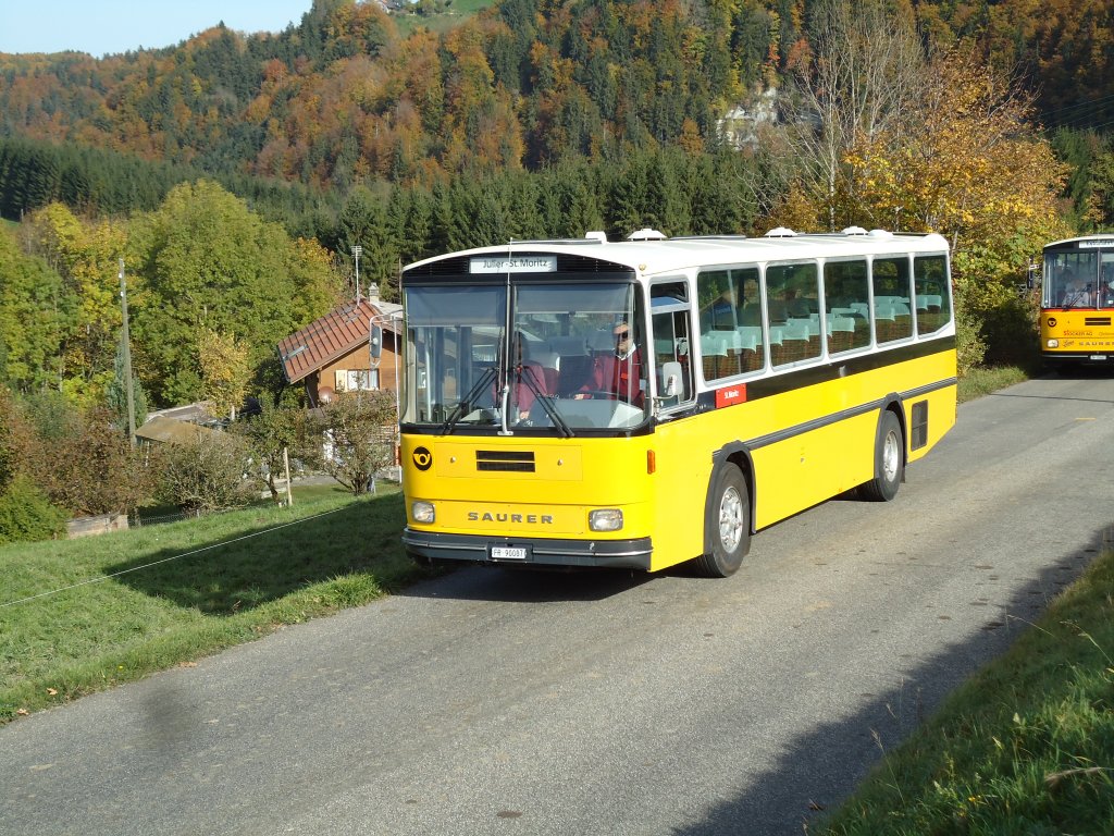 Schlapp, Cottens - FR 90'007 - Saurer/R&J RH (ex P 24'279) am 21. Oktober 2012 bei Zumholz